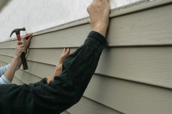 Insulated Siding Installation in Crestview