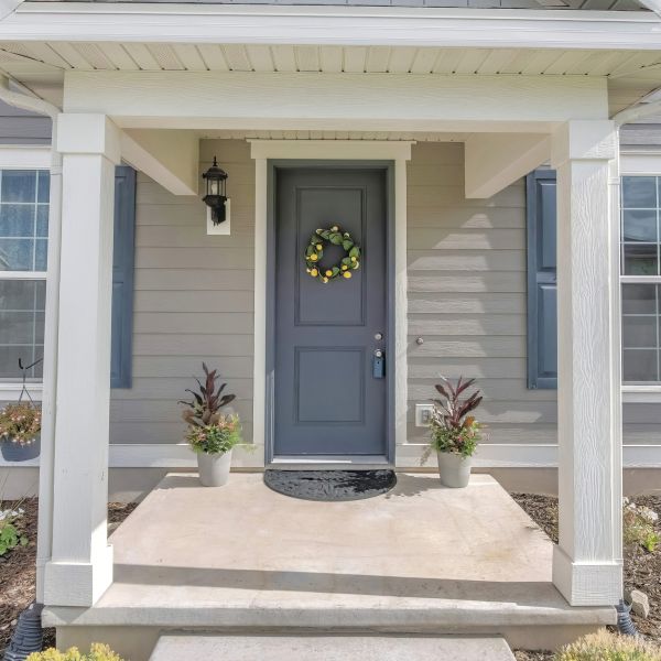 Faux Wood Siding Installation in Crestview