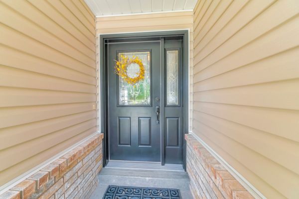 Siding Panel Repair in Crestview