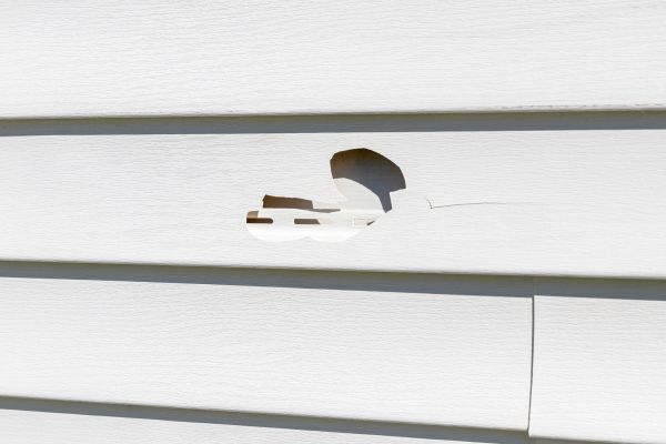 White Vinyl Siding Repair in Crestview