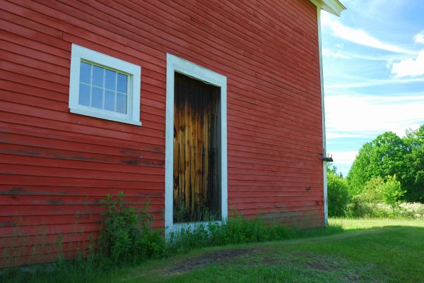Wood Barn Siding Installation in Crestview