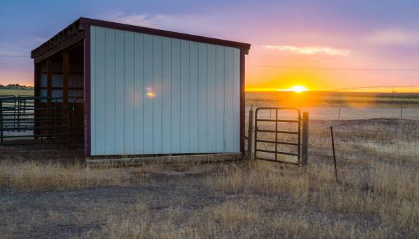 Pole Building Siding Service in Crestview