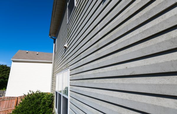 Vinyl Siding Panel Replacement in Crestview